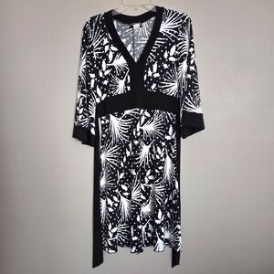 Black & White Palm-Print Midi Dress